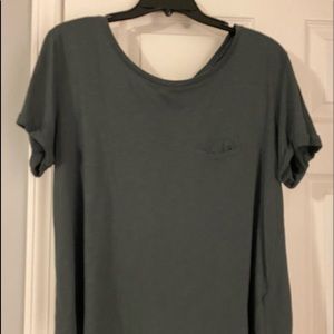 H&M basic pocket tee